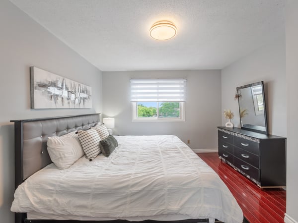 37-7500 Goreway Dr., Mississauga, ON