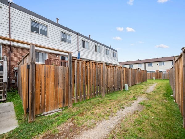 37-7500 Goreway Dr., Mississauga, ON