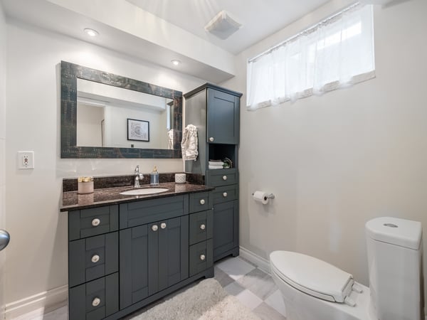 245 Appleby Rd., Ancaster, ON