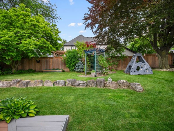 245 Appleby Rd., Ancaster, ON