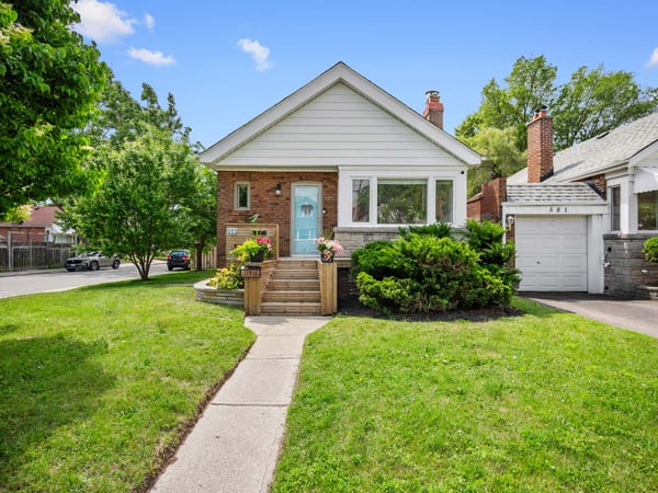 585 O'Connor Dr., East York, ON