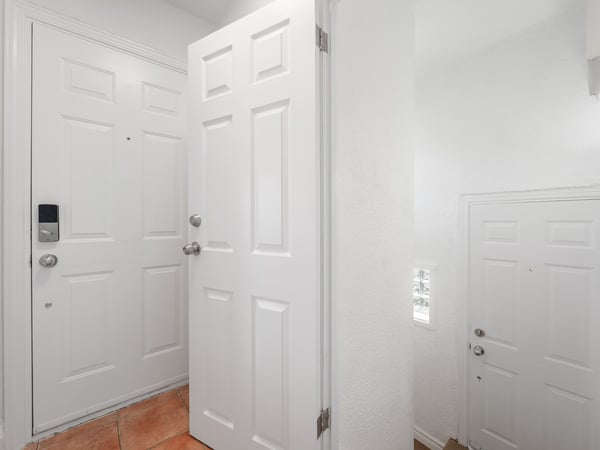 585 O'Connor Dr., East York, ON