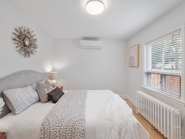 585 O'Connor Dr., East York, ON