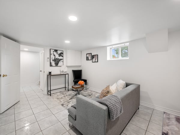 585 O'Connor Dr., East York, ON