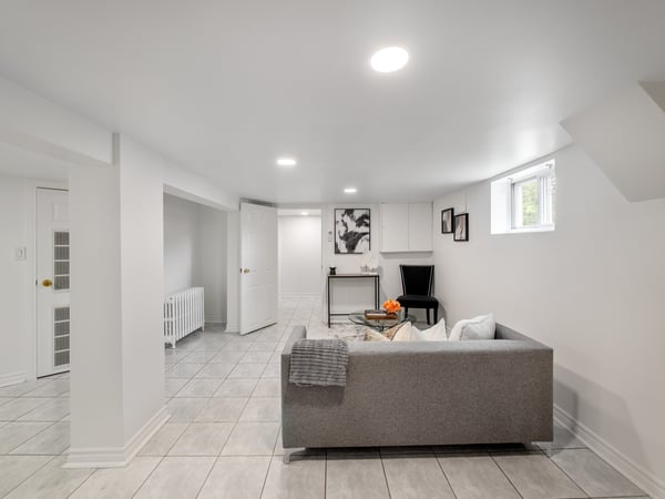 585 O'Connor Dr., East York, ON