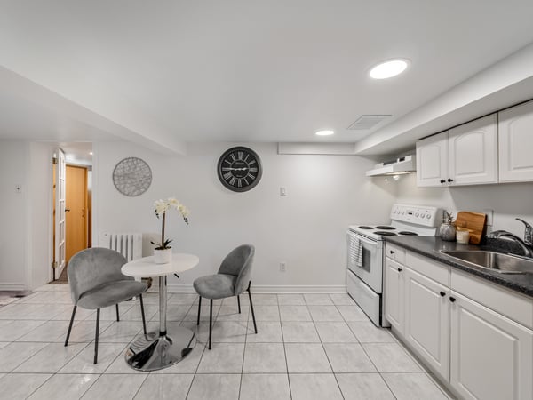 585 O'Connor Dr., East York, ON
