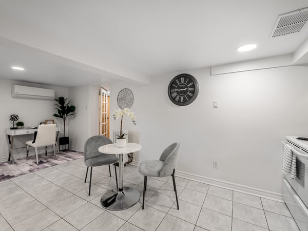 585 O'Connor Dr., East York, ON