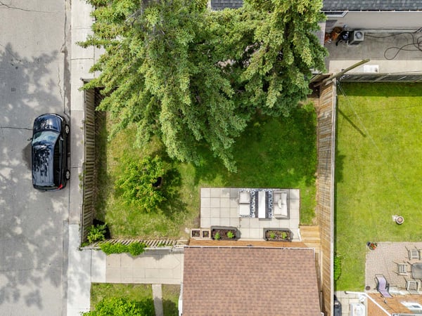 585 O'Connor Dr., East York, ON