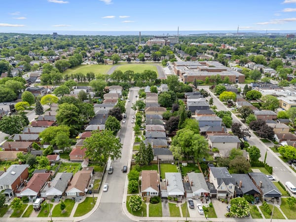 585 O'Connor Dr., East York, ON