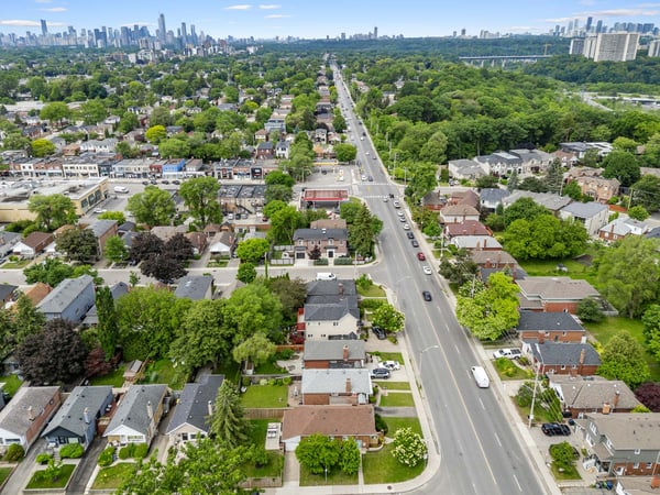 585 O'Connor Dr., East York, ON