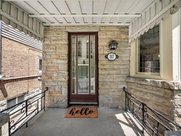 37 Chilton Rd., East York, ON