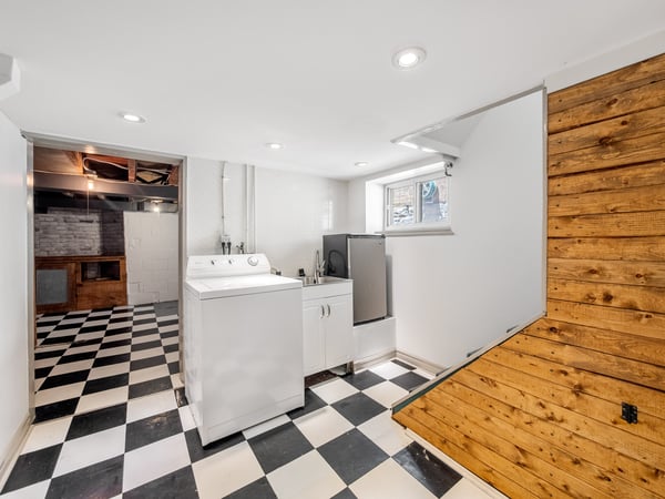 37 Chilton Rd., East York, ON