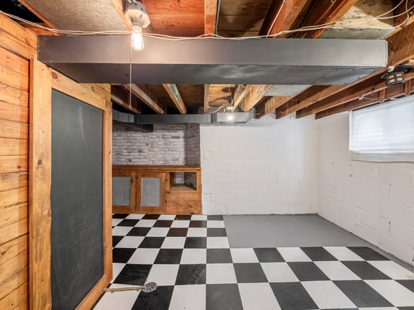 37 Chilton Rd., East York, ON