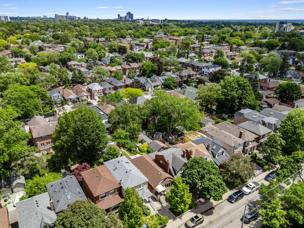 37 Chilton Rd., East York, ON