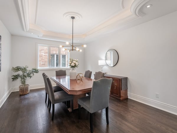 655 Kozel Ct., Mississauga, ON