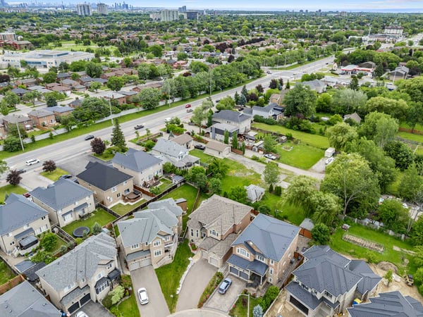 655 Kozel Ct., Mississauga, ON