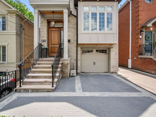 39 Glenforest Rd., Toronto, ON