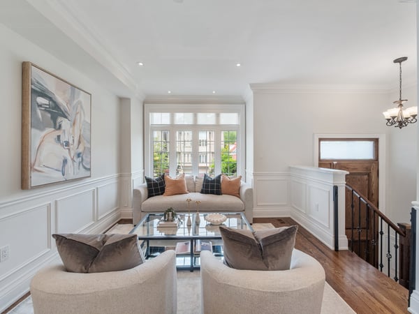 39 Glenforest Rd., Toronto, ON
