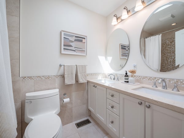 39 Glenforest Rd., Toronto, ON