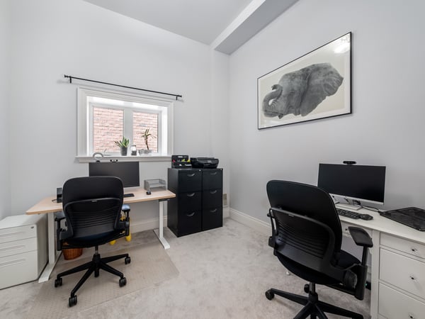 39 Glenforest Rd., Toronto, ON