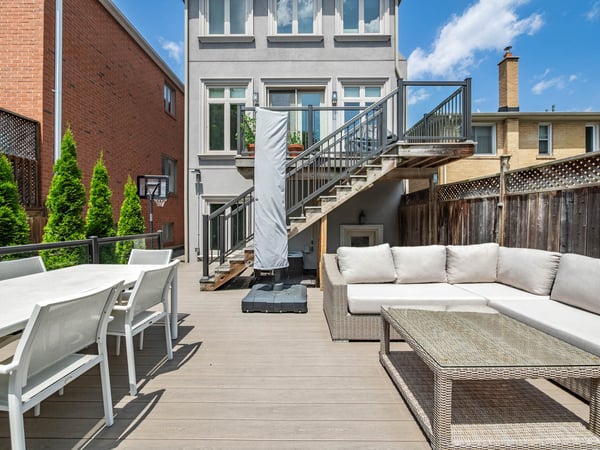 39 Glenforest Rd., Toronto, ON