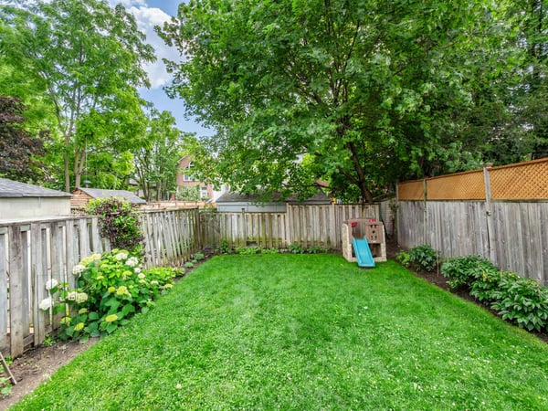 39 Glenforest Rd., Toronto, ON