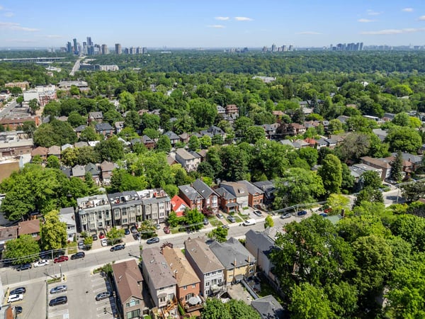 39 Glenforest Rd., Toronto, ON