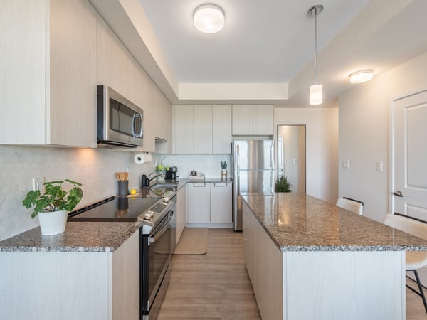 403-2550 Castlegate Crossing, Pickering, ON