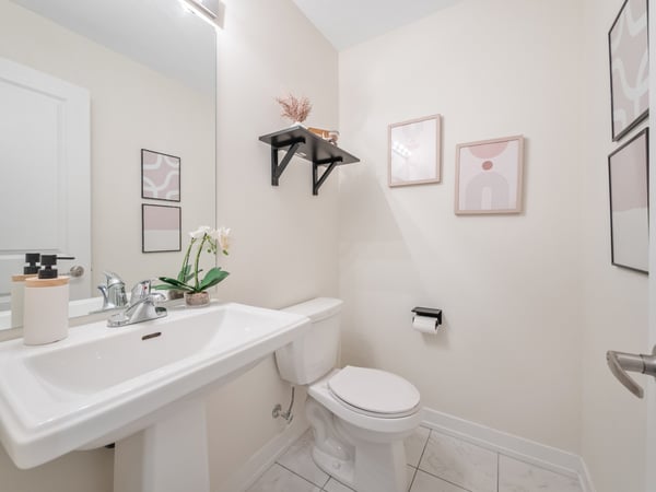 403-2550 Castlegate Crossing, Pickering, ON
