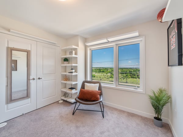 403-2550 Castlegate Crossing, Pickering, ON