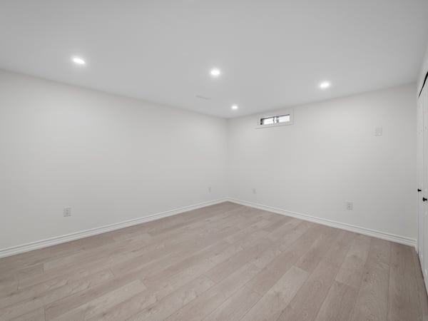 216 Huntsmill Blvd., Scarborough, ON