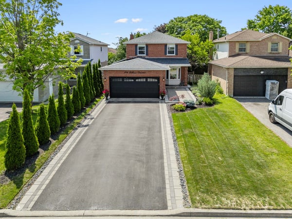 196 Billings Cres., Newmarket, ON