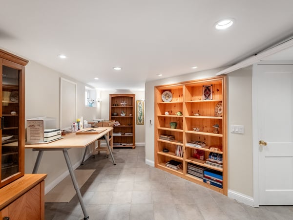 4 Kimbourne Ave., East York, ON