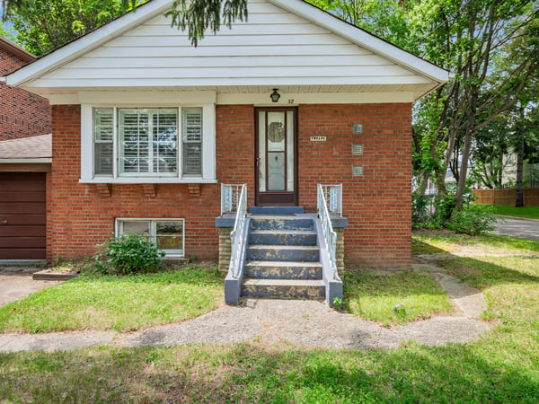 12 Graymar Ave., North York, ON