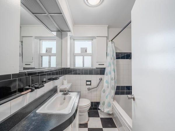 12 Graymar Ave., North York, ON