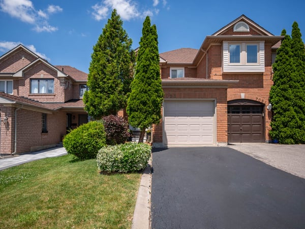 7093 Black Walnut Trl., Mississauga, ON