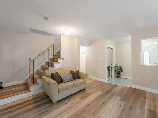 7093 Black Walnut Trl., Mississauga, ON