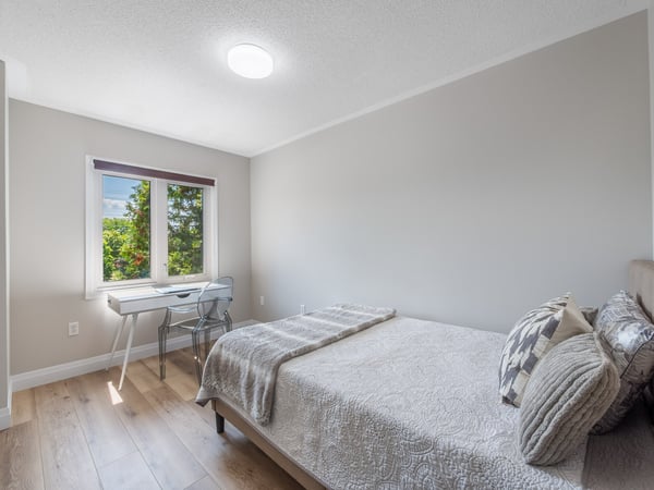7093 Black Walnut Trl., Mississauga, ON