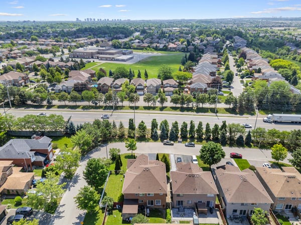 7093 Black Walnut Trl., Mississauga, ON