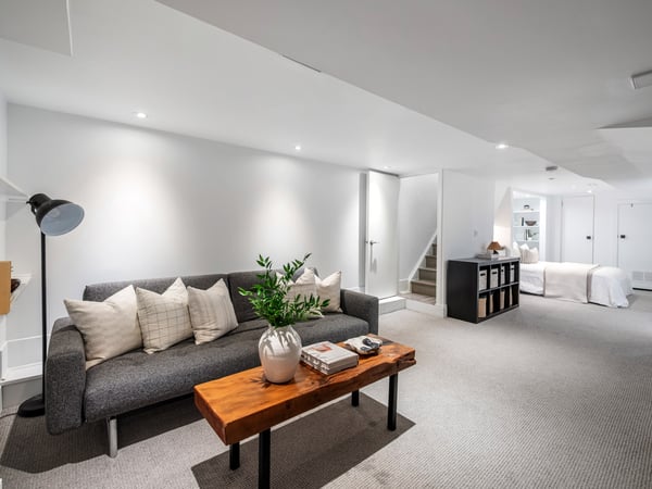 42 Arundel Ave., Toronto, ON
