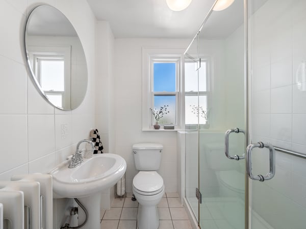 27 Lesmount Ave., East York, ON