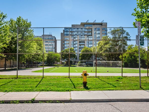 27 Lesmount Ave., East York, ON