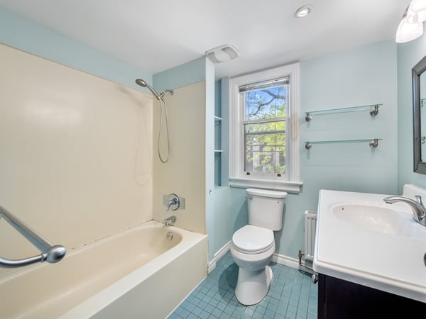 511 Donlands Ave., East York, ON