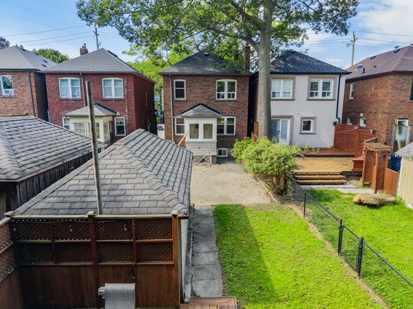 511 Donlands Ave., East York, ON