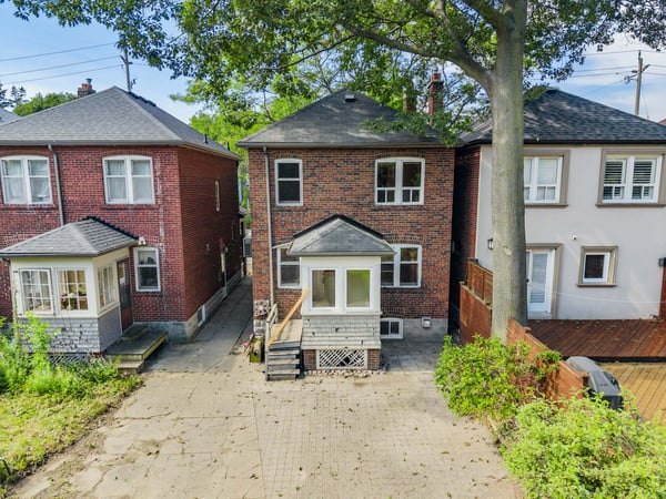 511 Donlands Ave., East York, ON