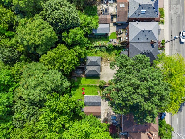 511 Donlands Ave., East York, ON