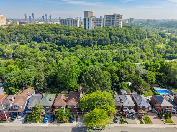 511 Donlands Ave., East York, ON