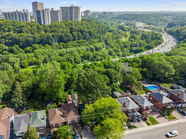 511 Donlands Ave., East York, ON