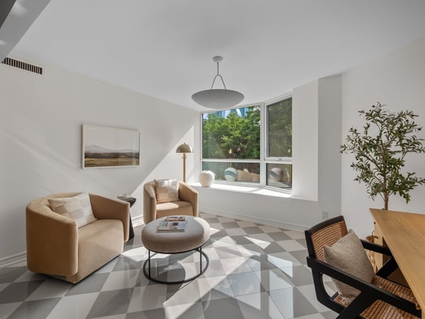 305-25 George St., Toronto, ON