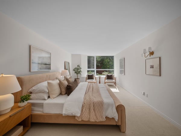 305-25 George St., Toronto, ON
